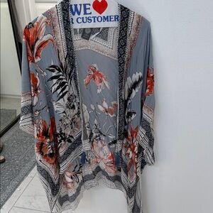 Vince Camuto Floral Kimono Top - Gray and Red